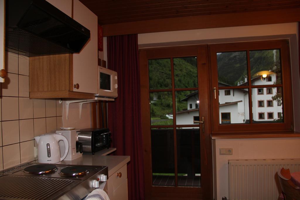 Haus Puit Mandarfen Pitztal Apartment Sankt Leonhard im Pitztal Cameră foto